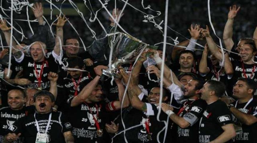 İşte Beşiktaş'ın şampiyonluk Marşı!