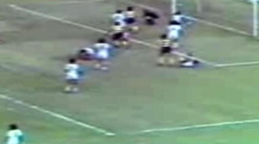 22 yıl &ouml;nce şampiyonu "O" belirledi