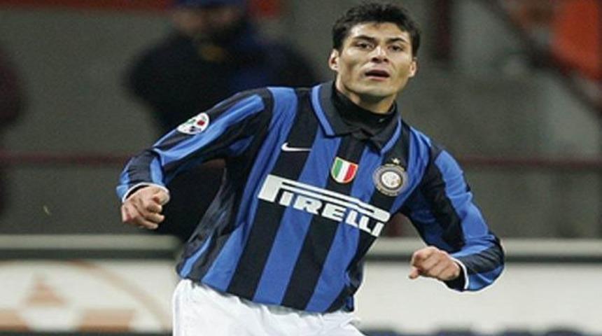 Beşiktaş'a Cruz &ouml;nerisi