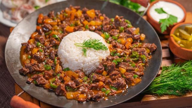 Kurban etiyle yapılacak 5 lezzetli tarif! Sofralara özel Kurban eti yemek önerileri 