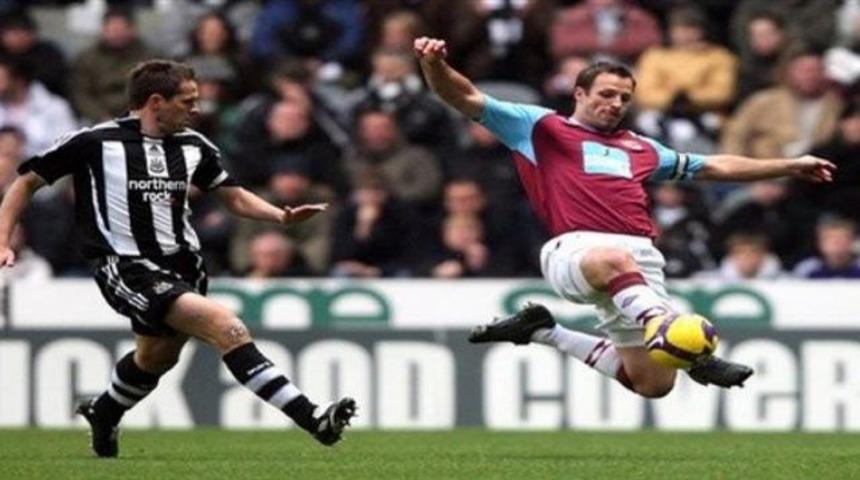 Lucas Neill, Aslan oluyor!