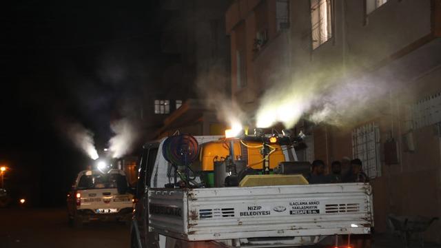 Sivrisinek, sinek ve haşere sorununa karşı ilaçlama yaptılar