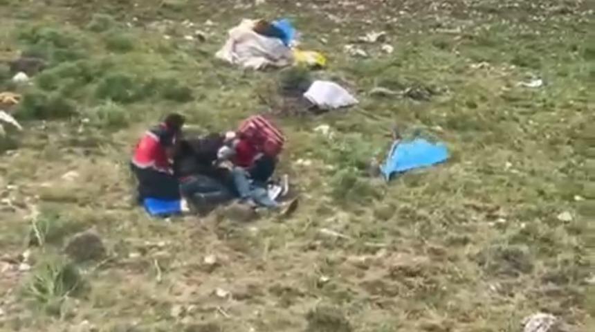 Van'da dağda bayılan &ccedil;oban helikopterle kurtarıldı