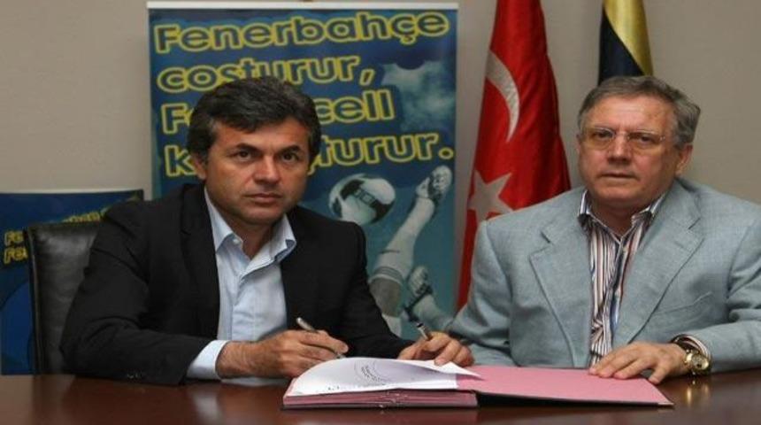 Ve Kocaman imzaladı! (VİDEO)