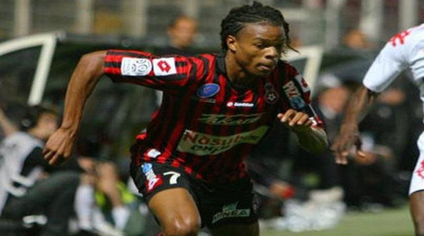 Aslan'a Fransız golc&uuml;