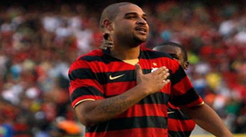 Adriano'dan gol şov (VİDEO)