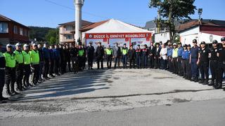 Düzce'de ana güzergahlardan Ankara istikametine 675 bin araç geçti