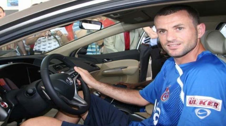 H&uuml;seyin &Ccedil;imşir ortada kaldı