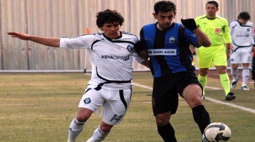 Manisaspor'dan &ccedil;ifte imza!