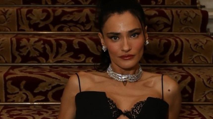 Saadet Işıl Aksoy soğuk su terapisini deneyimledi! O anları takipçileriyle paylaştı