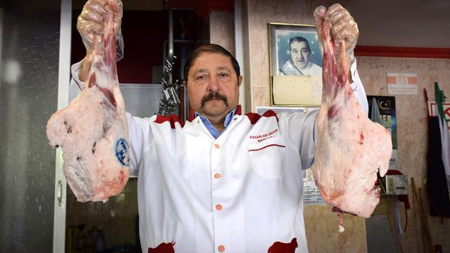 Kurban Kesimi Sonrası: Etinizi Saklarken Bu Büyük Hataya Düşmeyin! Zehirlenme Tehlikesi!