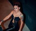 Yaln�zl��� k�sa s�rd�! Melek Mosso a�k�n� ilan etti