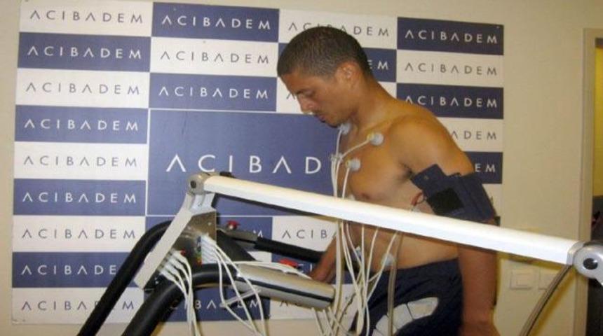 Alex ve Volkan sağlık kontrol&uuml;nden ge&ccedil;ti