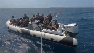 Didim açıklarında 15 düzensiz göçmen kurtarıldı