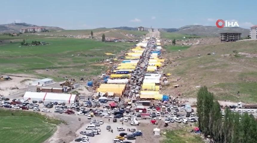 Ankara'da kurban kesim alanındaki yoğunluk havadan görüntülendi