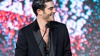 Bir kare olay yarattı! Burak Deniz hakkında bomba aşk iddiası! Uzak Şehir'in yıldızıyla... 