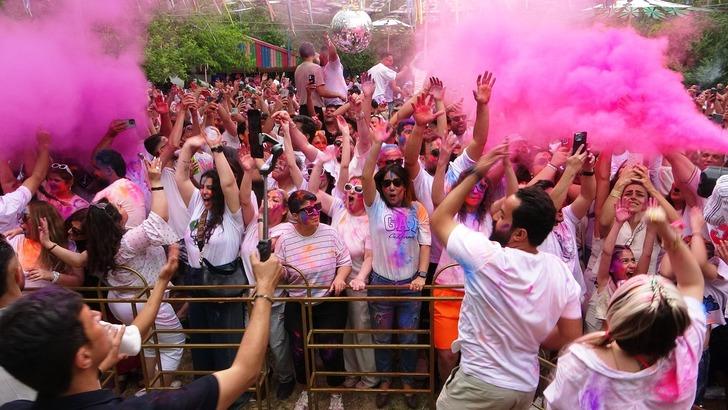 Doyasıya eğlence: İranlılar Kurban Bayramı'nı Van'da geçiriyor! G2