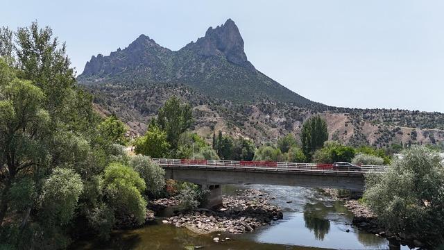 Türkiye’nin en sıcak yeri seçildi: İlçede termometreler 43 dereceyi gösterdi!