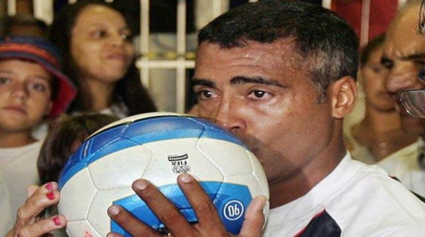 Romario geri d&ouml;n&uuml;yor