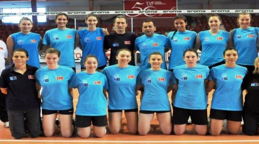 Bayan millilere uyuşturucu g&ouml;zaltısı