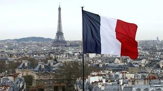 Fransa, 4 hakimi hakkında ABD'nin yaptırım kararı aldığı UCM ile dayanışma mesajı verdi