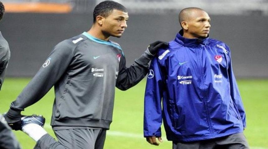 Aurelio Fener'e mi d&ouml;n&uuml;yor?