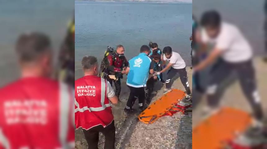 Kardeşi ve arkadaşlarıyla girdiği baraj gölünde boğuldu