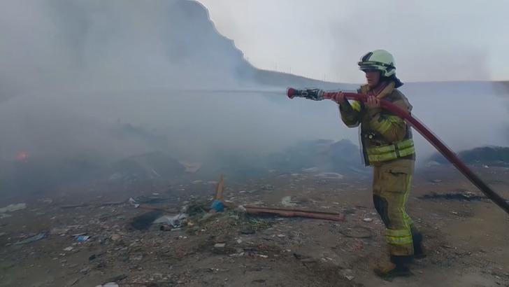 Silivri'de hurdalık alandaki yangın 3 saatte söndürüldü G1