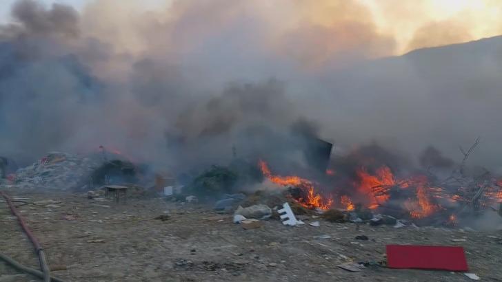 Silivri'de hurdalık alandaki yangın 3 saatte söndürüldü G2