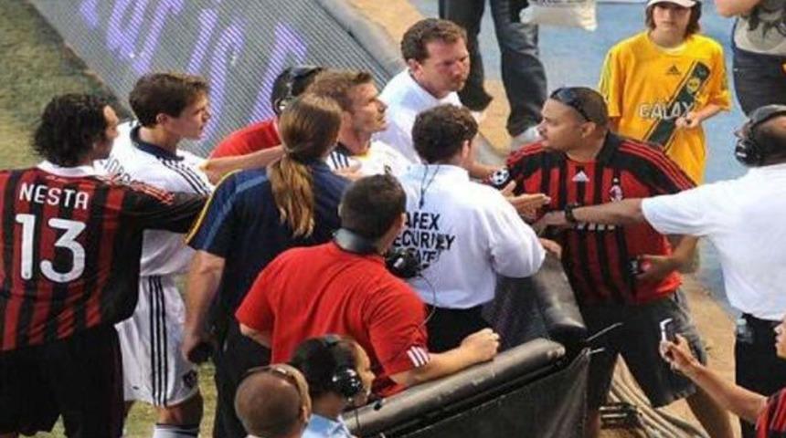 Beckham taraftarlarla kapıştı! (GALERİ)