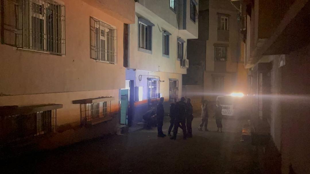 GAZIANTEP’TE-ANNE-VE-KIZI-KILITLI-OLDUKL_754275_222615