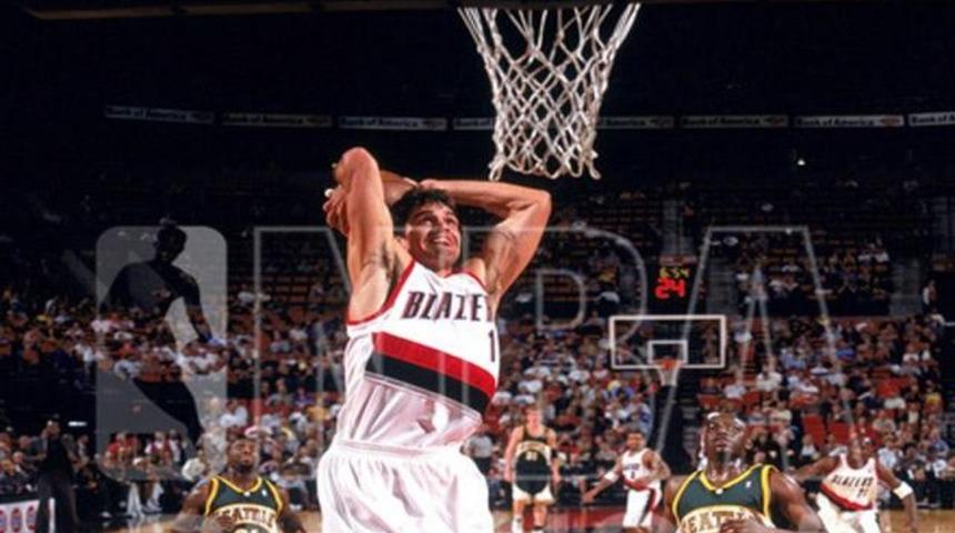 Mersin eski LA'li oyuncuyu aldı!