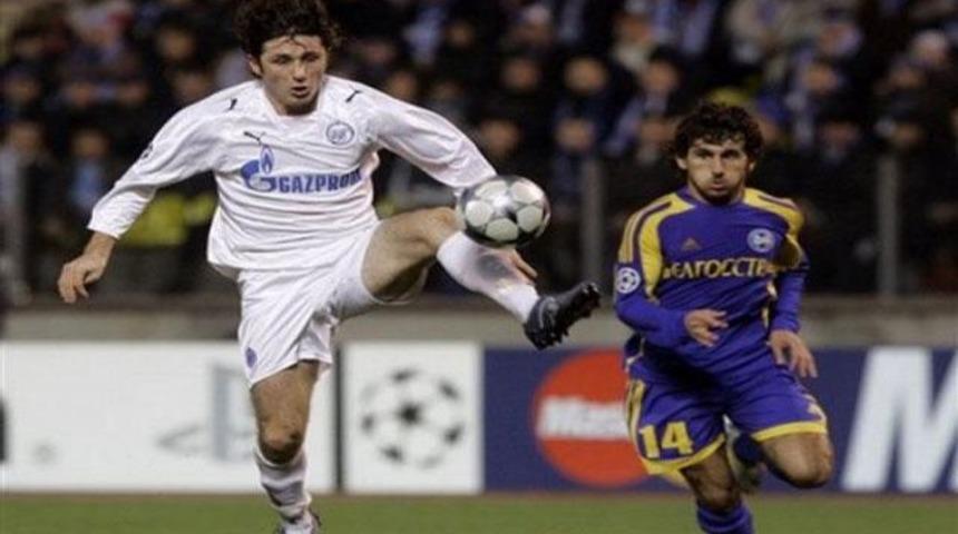 Tekke y&ouml;netimi bombaladı!