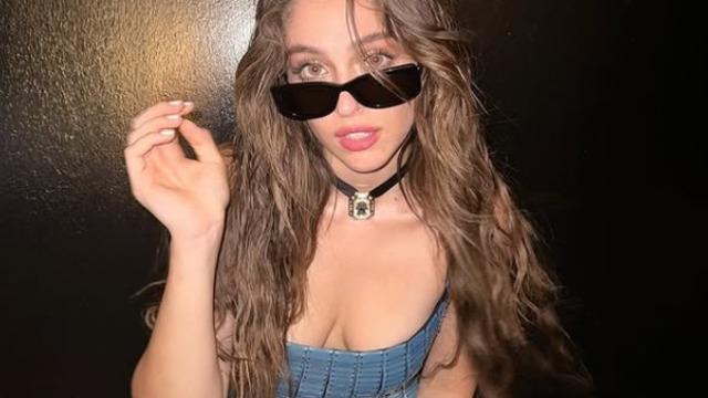 Cemre Baysel Aytaç Şaşmaz ile ayrılığının ardından bikinili pozlarını yayınladı! Bu güzelliği kaçırdın 