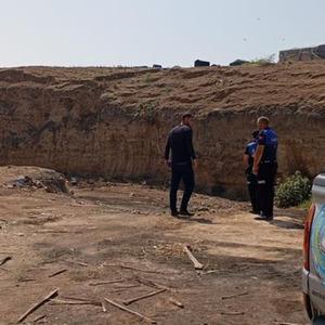 Reyhanlı'da açık alana bırakılan kurban atıkları temizlendi