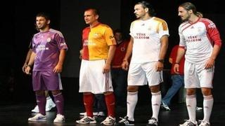 İşte G.Saray'ın yeni formaları! (GALERİ)