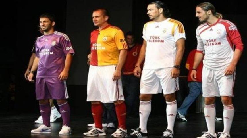 İşte G.Saray'ın yeni formaları! (GALERİ)