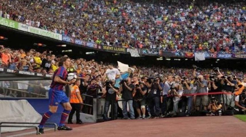 Ibrahimovic i&ccedil;in 75 bin kişi! (GALERİ)