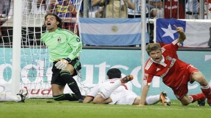 B.M&uuml;nih Milan'ı dağıttı: 4-1 (VİDEO)