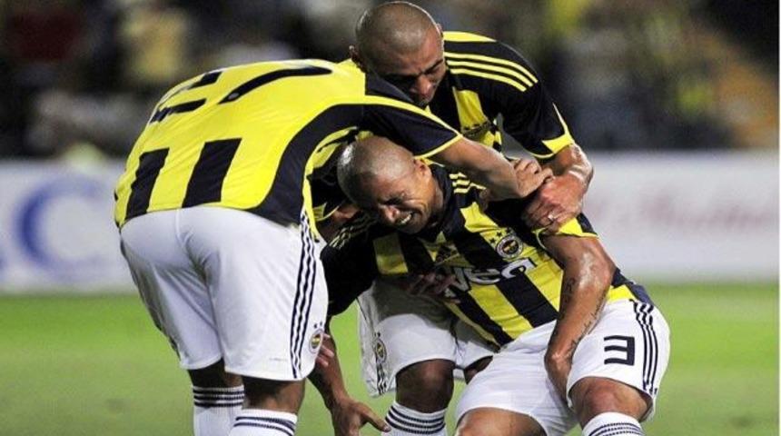 Gol&uuml; attı, sakatlandı!