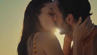 Barış Arduç ile Hande Erçel Köln galasında! Sosyal medya yine onları konuştu