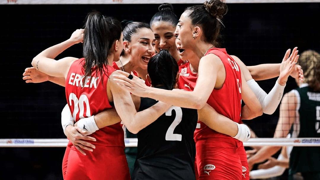 nefes-kesen-macta-zafer-bizim-hande-baladin-yildizlasti-filenin-sultanlari-polonyayi-devirdi-sw4m