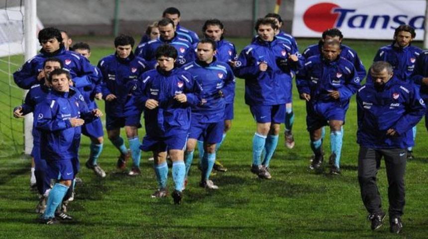 Aday kadro a&ccedil;ıklandı!