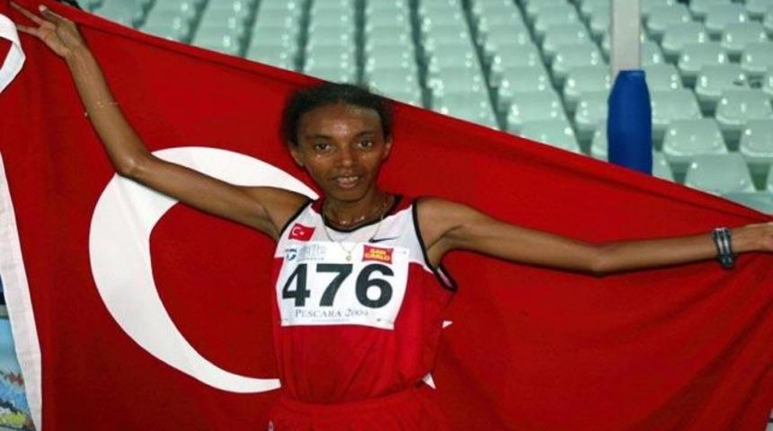 Elvan altın i&ccedil;in koşuyor!