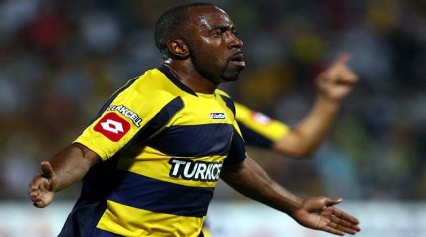 Vassell A.G&uuml;c&uuml;'n&uuml; kurtardı: 1-1