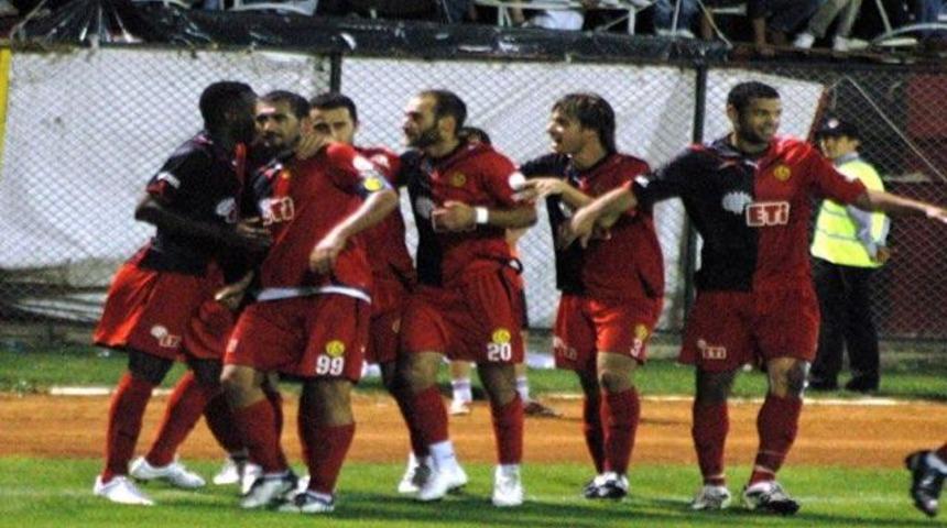 Es-Es ka&ccedil;tı, Timsah kovaladı: 3-2