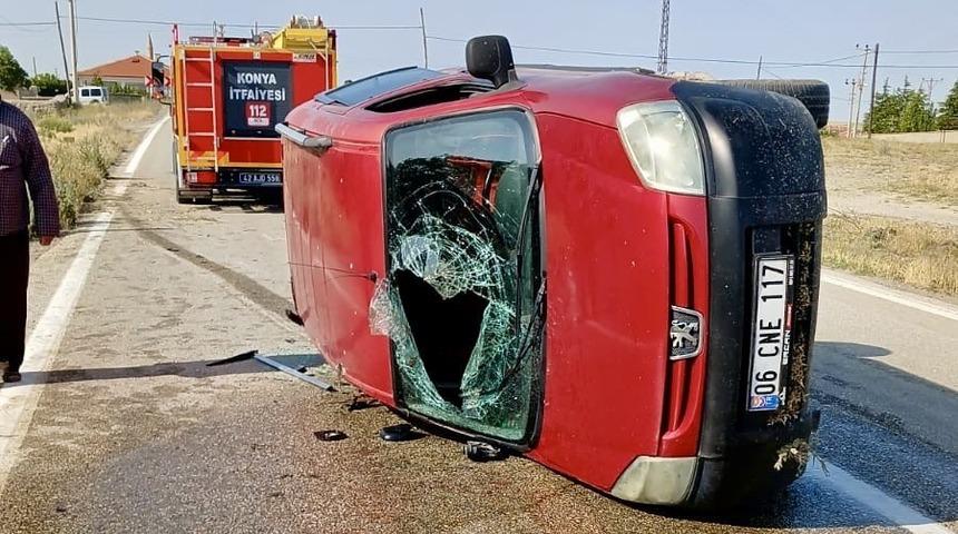 Otomobil kontrolden çıkarak devrildi: 4 yaralı