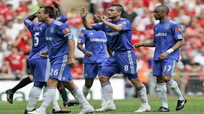 Maviler firesiz gidiyor: 2-0 (VİDEO)