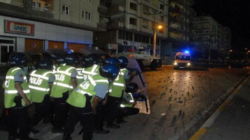 D.Bakır'da utan&ccedil; gecesi! (VİDEO)