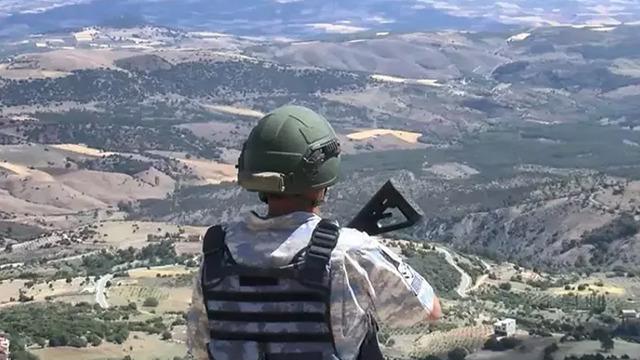 1500 rakımda bayram: Mehmetçik vatan nöbetinde